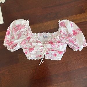 Strangers and lovers top